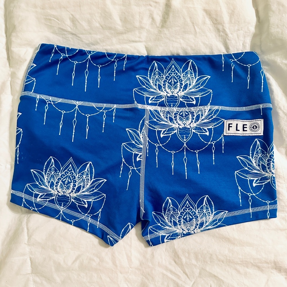 RARE FLEO x DNDL collab Blue Lotus Shorts size M